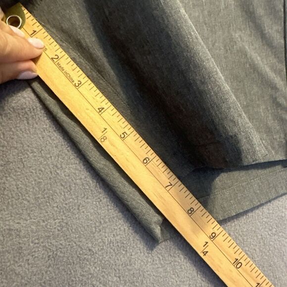 Free Fly Hybrid Shorts Mens Size 32 Dark Gray Chino Performance Stretch Golf 7" - Picture 9 of 12